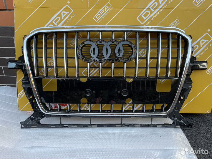 Решетка радиатора Q5