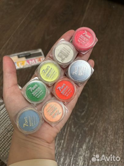 Подводка для глаз 7days UV neon