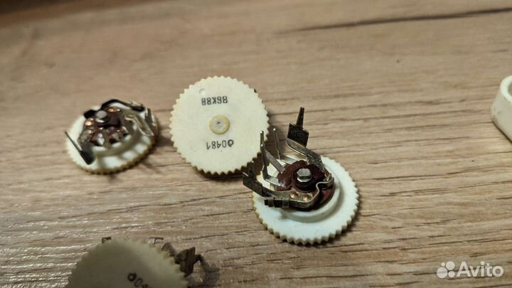 Резистор переменный, поворотный