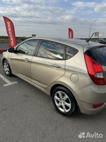 Hyundai Solaris 1.4 AT, 2011, 93 700 км