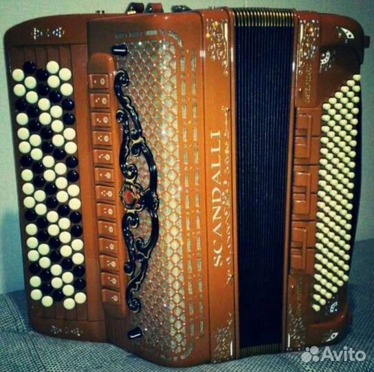 Баяны из Италии,на выбор,много моделей