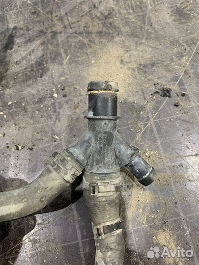 Тройник системы охлаждения porsche cayenne бу