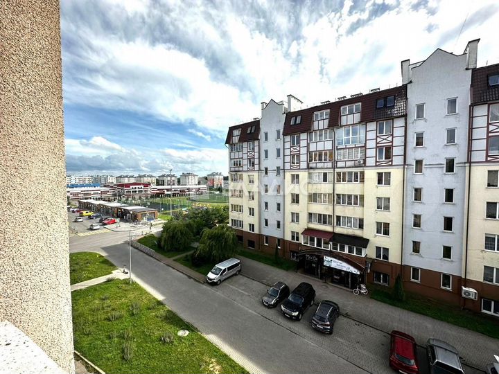 3-к. квартира, 84,3 м², 4/6 эт.