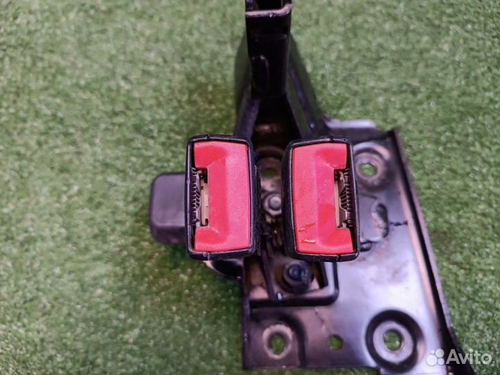 Кронштейн задний Volkswagen Touareg 1 GP 2002-2010