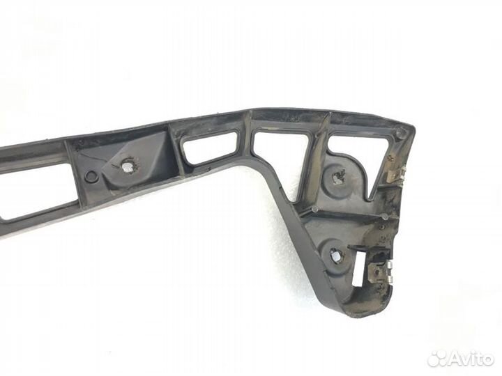 Кронштейн бампера задний правый Ford Mondeo седан