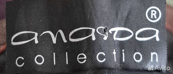 Кепка кожаная женская