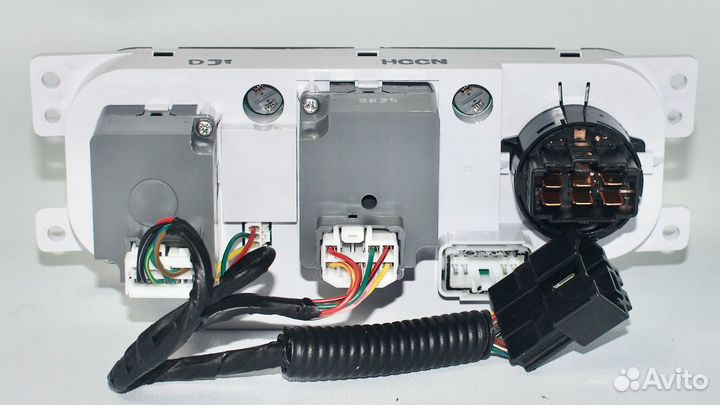 Оригинал блок управления отопителем kia Spectra