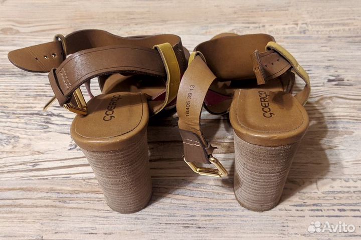 Босоножки женские на каблуке goergo