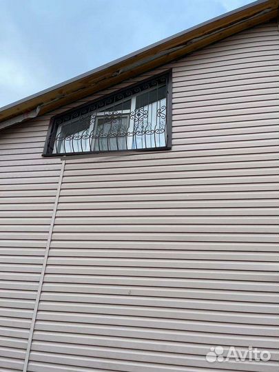 Металлические решетки на окна б/у