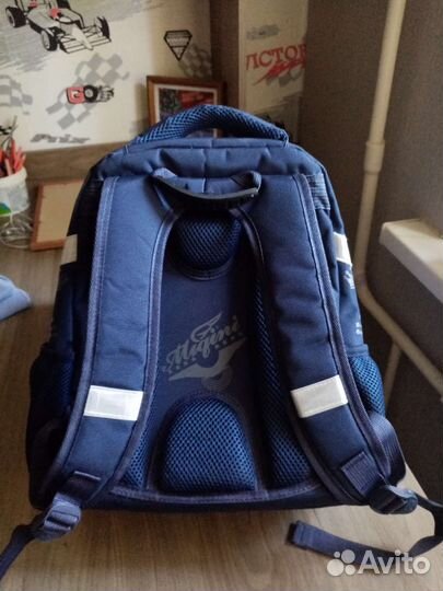 Школьный рюкзак