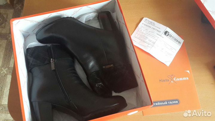 Сапожки женские