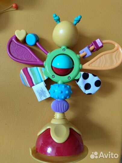 Игрушка на присоске