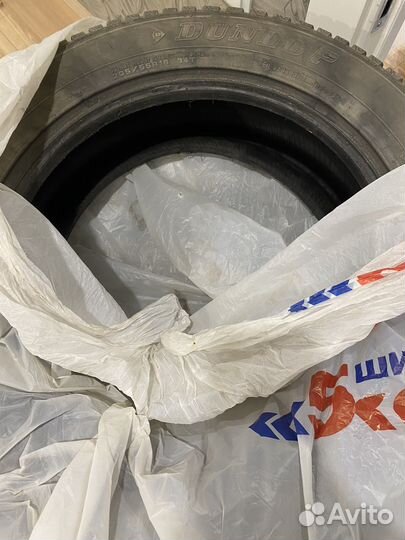 Dunlop SP Winter Ice 01 205/55 R16