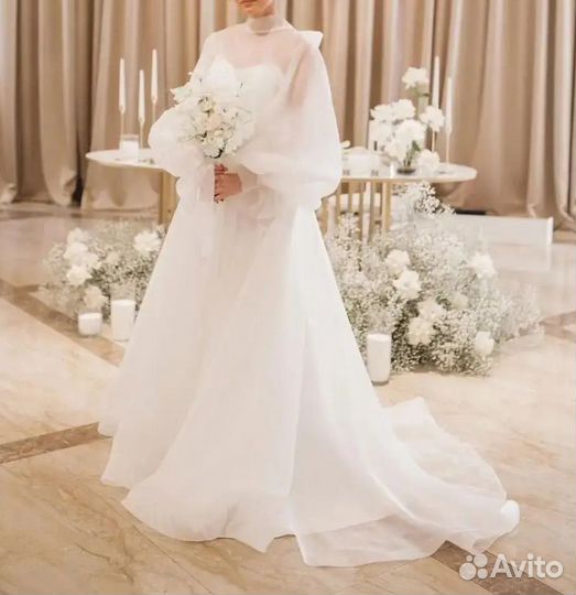 Нарядное свадебное платье