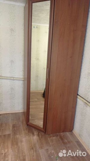 Угловой шкаф