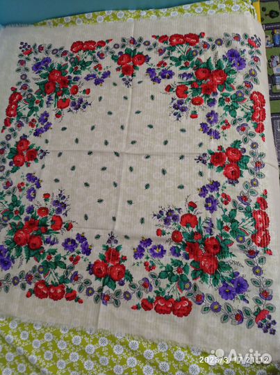 Платок новый
