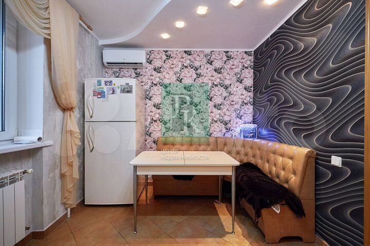 3-к. квартира, 72 м², 2/5 эт.