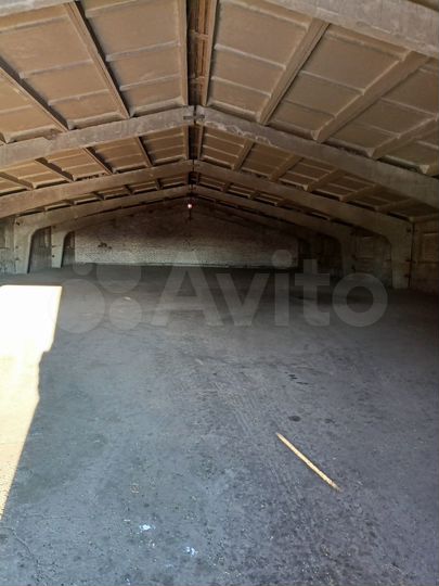 Склад, 1400 м²