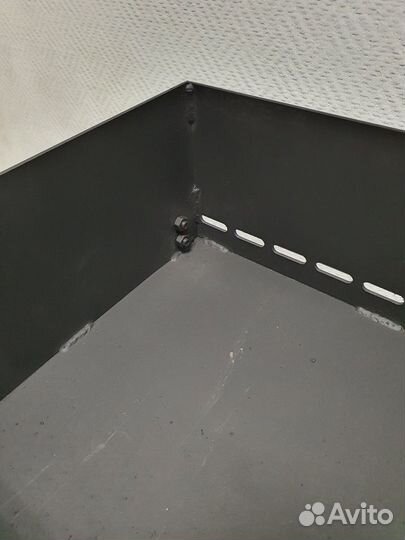 Казан-мангал с трубой и дверцей