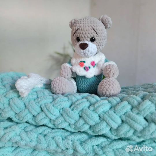 Плед детский плюшевый с игрушкой