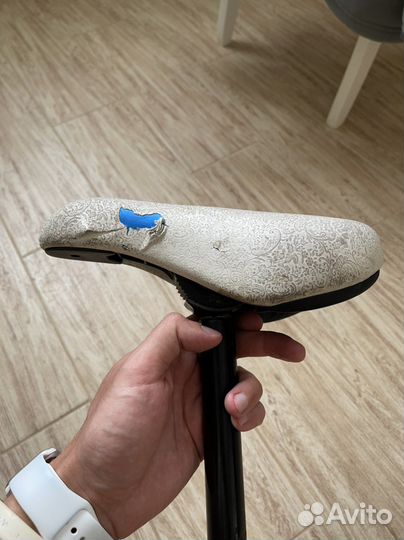 Седло для велосипеда pivotal