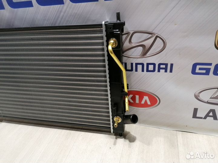 Радиатор охлаждения двигателя основной Kia soul 2