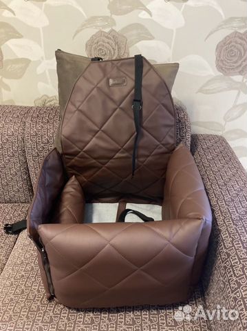 Автомобильное кресло для вашего питомца новое