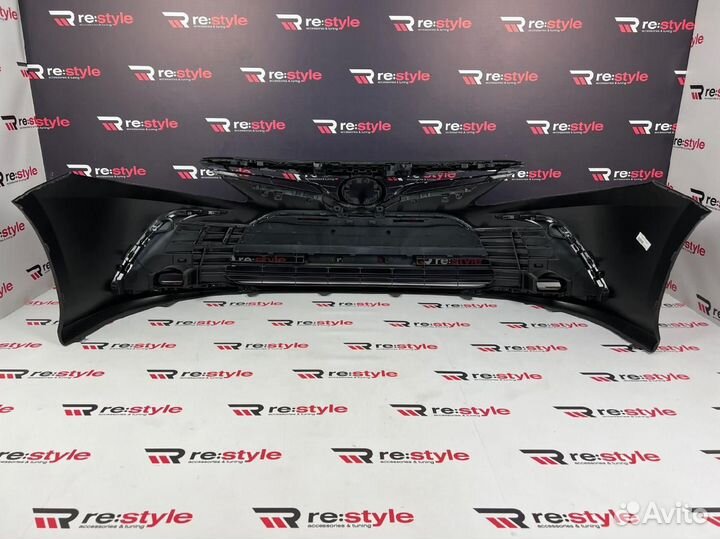 Бампер передний Toyota Camry 70 U1215