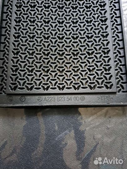 Коврик для телефона Mercedes Benz A223