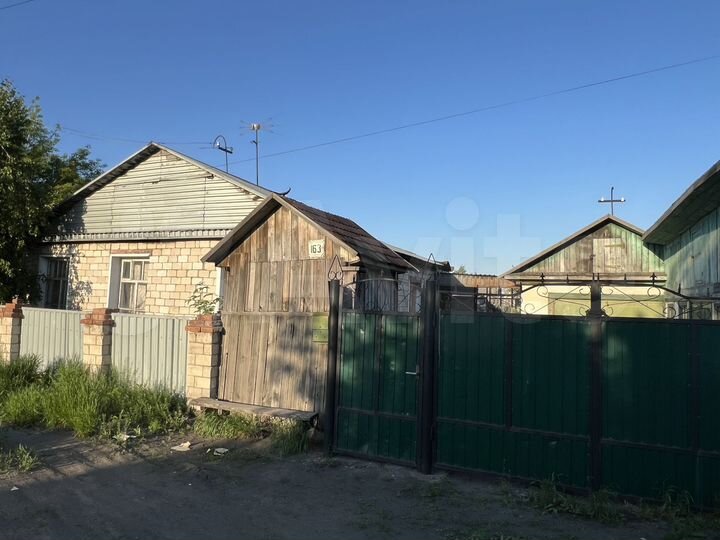 Дом 64 м² на участке 6 сот.