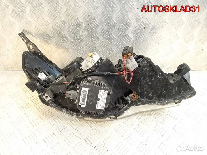 Фара левая ксенон Subaru Forester S12 84912SC192