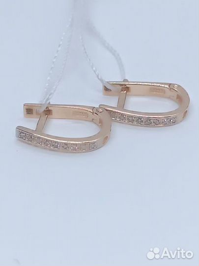 Золотые серьги с камнем