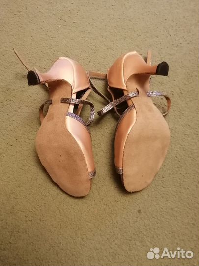 Бальные босоножки