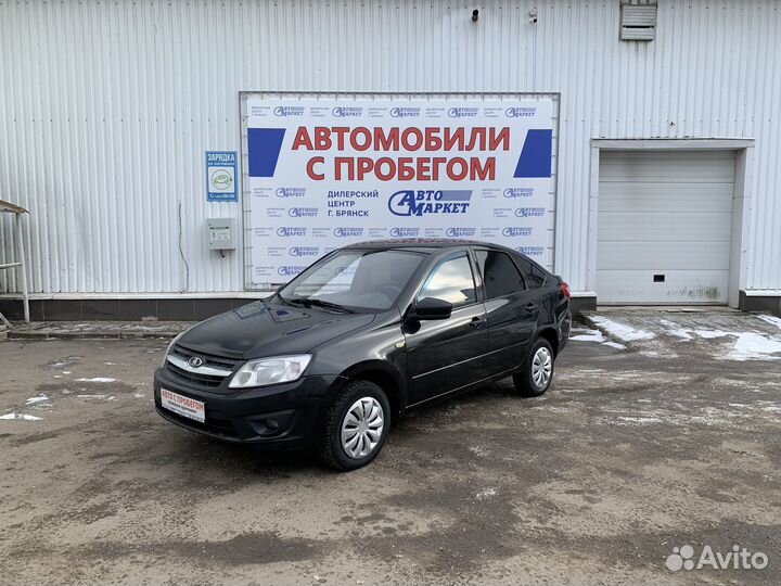 LADA Granta 1.6 МТ, 2015, 179 000 км