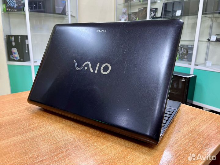 Отличный ноут для офиса или фильмов/ 3ядра/4Gb/SSD