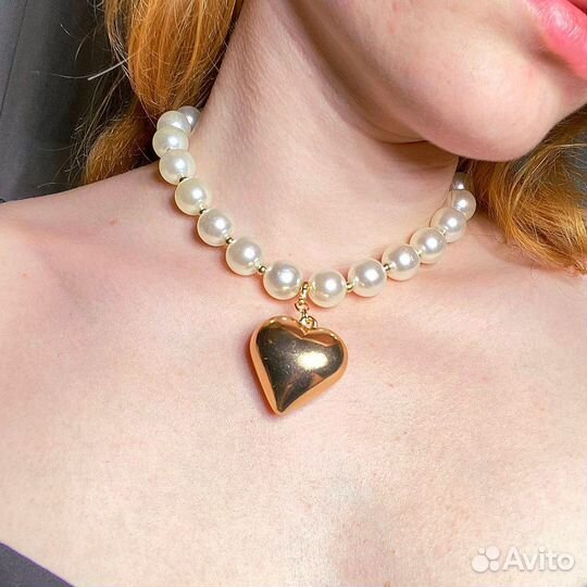 Колье с жемчугом и золотым сердцем