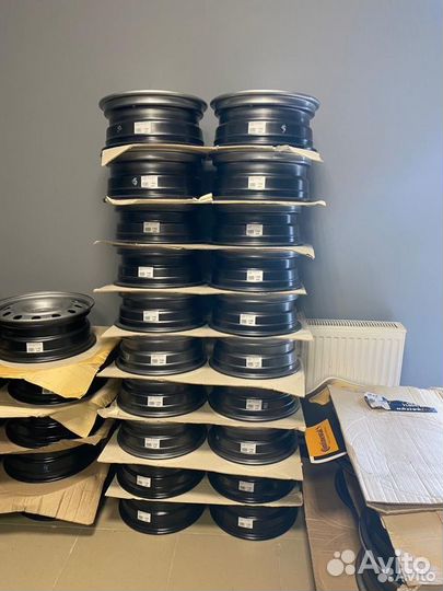 Диски штампованные r15 LADA Largus черный тзск