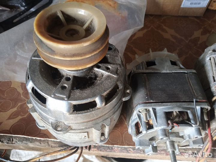 Двигататель стиральной машины