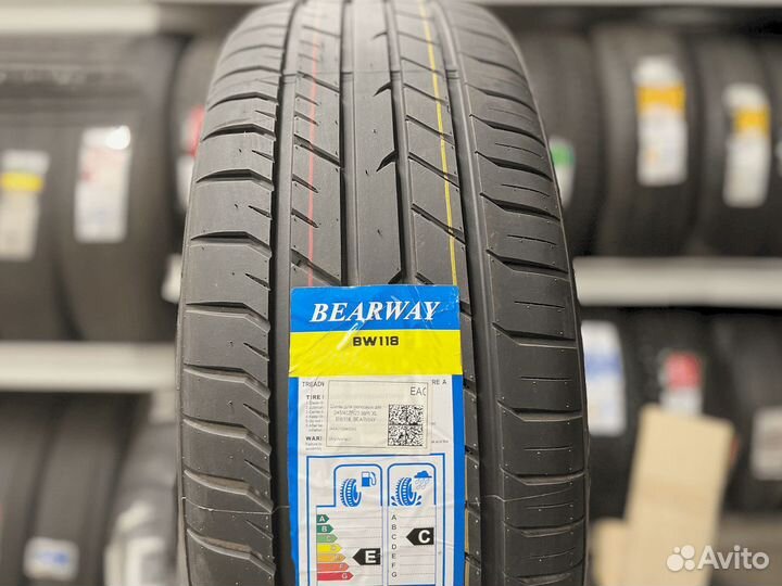 Bearway BW118 275/35 R21 и 315/30 R21 107H