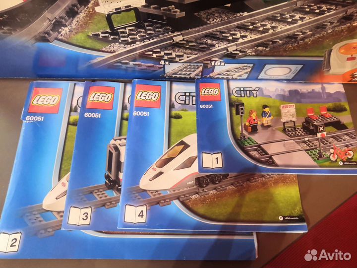 Продам набор Lego City Пассажирский поезд 60051