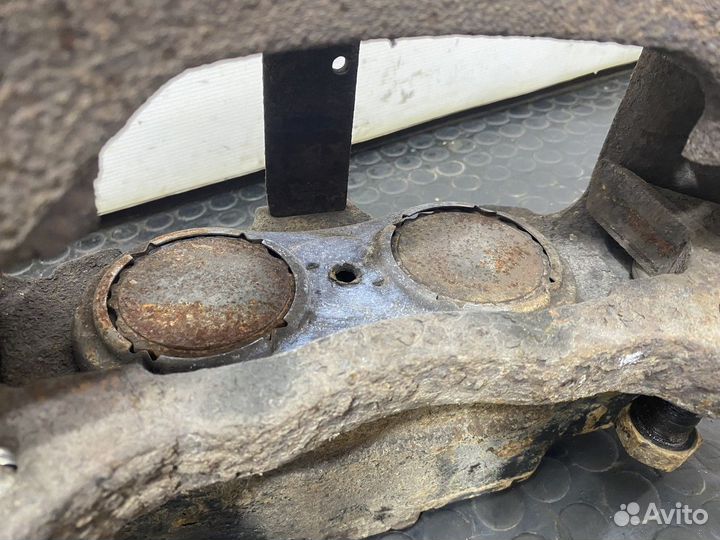 Суппорт передний/задний левый Man TGA