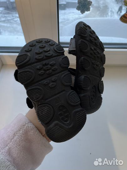 Сандали детские