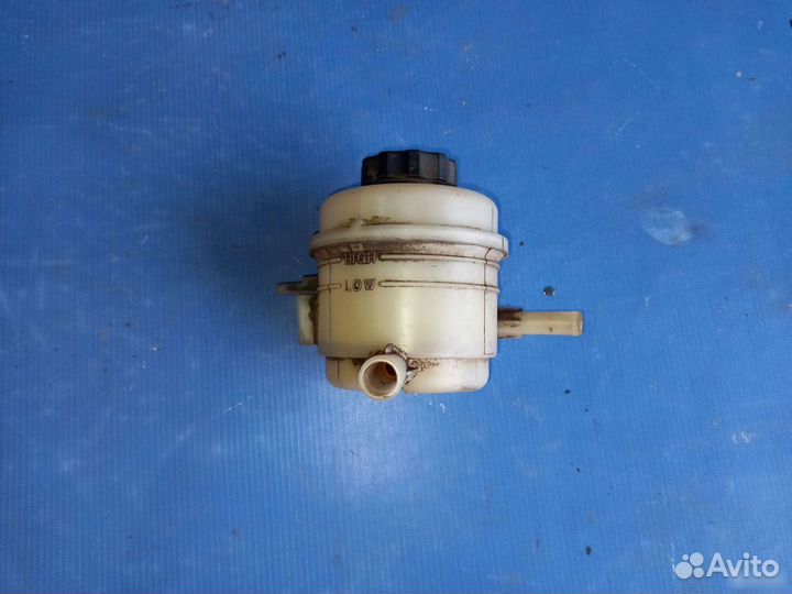 Бачок гур киа спектра