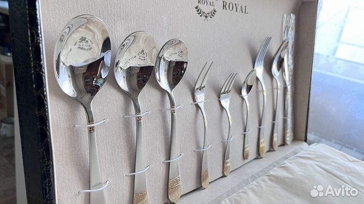 Набор столовых приборов Royal новый