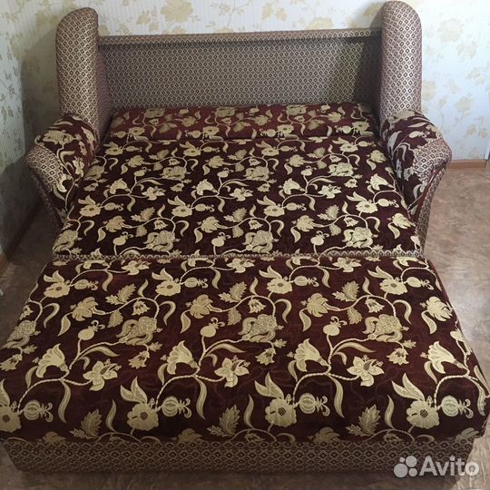 Диван прямой раскладной бу