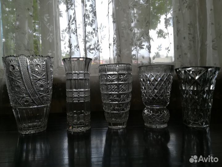 Новые хрустальные вазы для цветов и салатницы