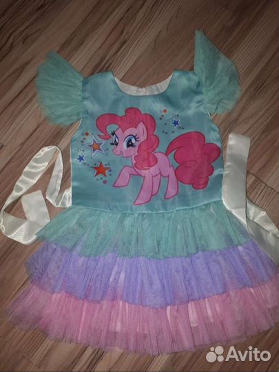 Платье для девочки 92 новое