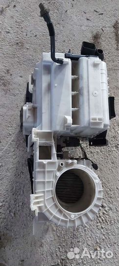 Корпус печки на Mitsubishi Lancer 10