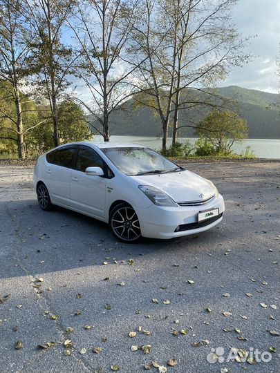 Toyota Prius 1.5 CVT, 2010, 220 000 км