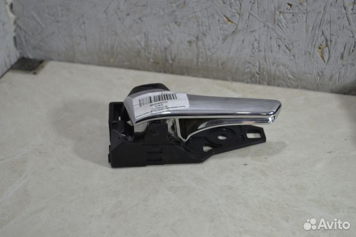 Ручка внутренняя задняя левая Toyota Camry 50